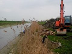 LAVORI DI MANUTENZIONE IN FIUMA MANDRIA VECCHIA