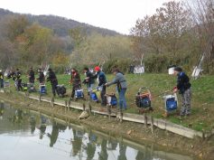 TRE CASTELLI AL COMANDO DOPO LA 2ª PROVA DEL PROVINCIALE TROTA LAGO BOX